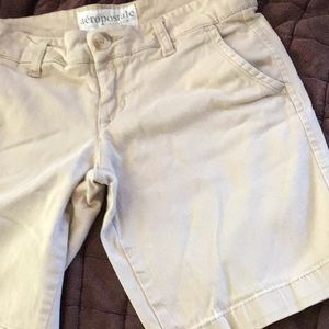 Aeropostale khaki Bermuda shorts